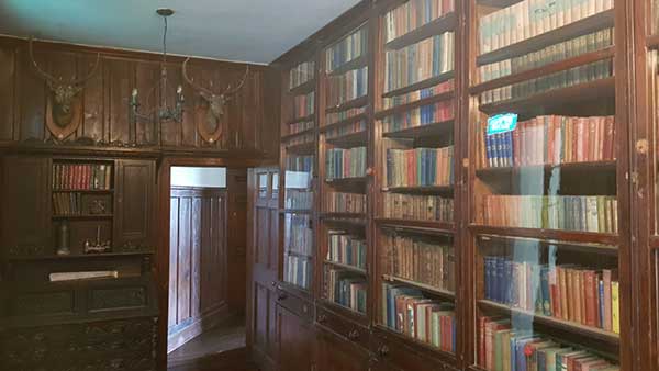 library castletownshend castle